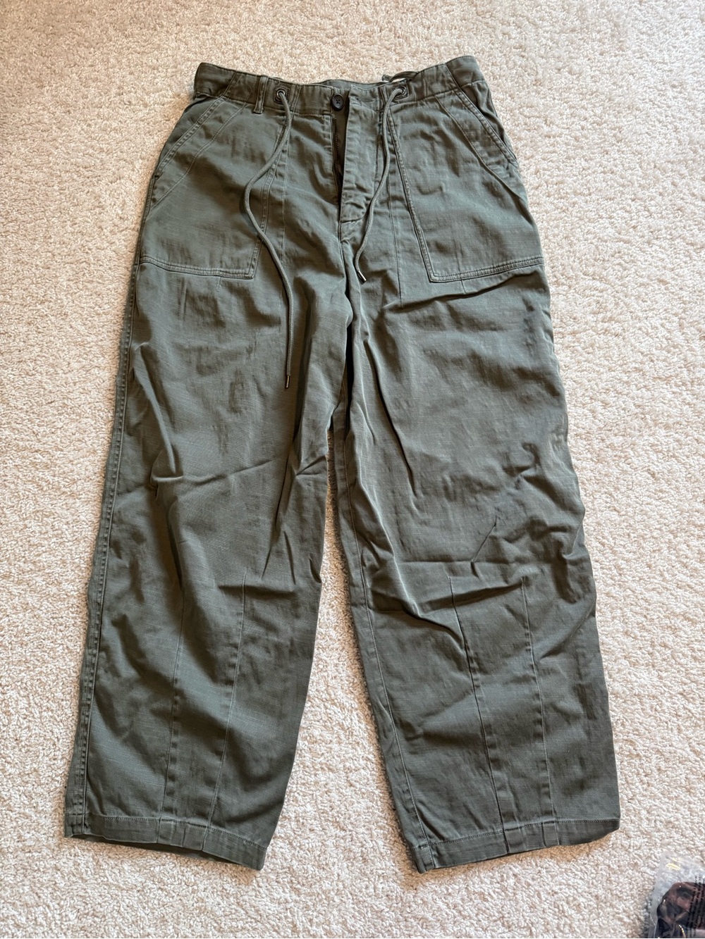 James Perse Olive Green Cargo Pants